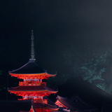 青い光が消灯されている清水寺
